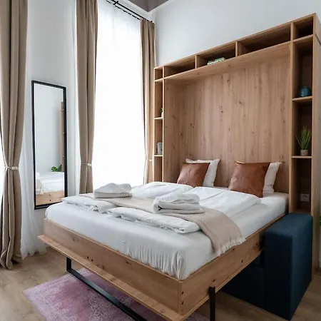 Suite, Self Check-in By Hm *
